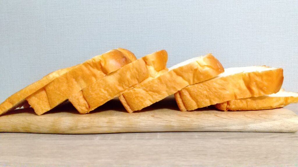 高級生食パンを、きれいにスライスする方法【要チェック！以外と間違ってるパン切り包丁の使い方】